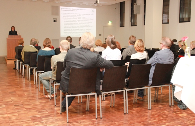 Ausklang im Auditorium mit Vortrag von Dr. Marion Fleige